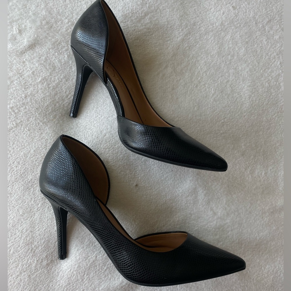 Jessica Simpson Textured Black Heels - Picture 4 of 10
